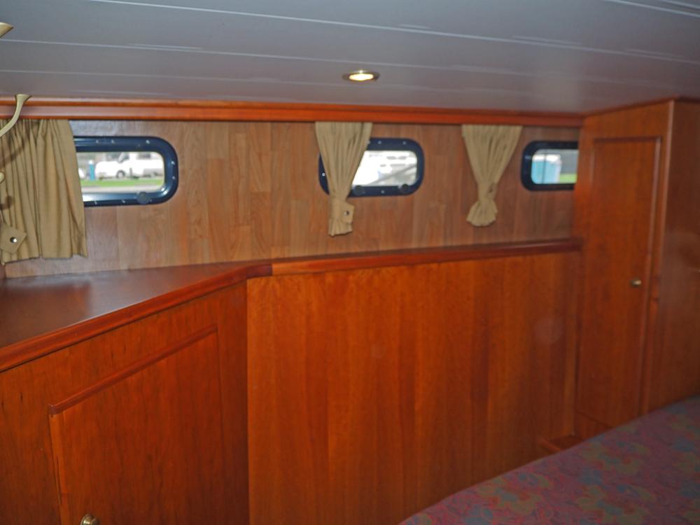 Aft cabin, Accommodation